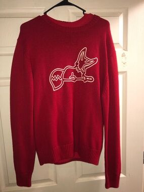 Akoo swater great condition size L